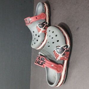 CROCS STAR WARS KIDS BOYS Sz 10 C 11 PRE-OWNED
